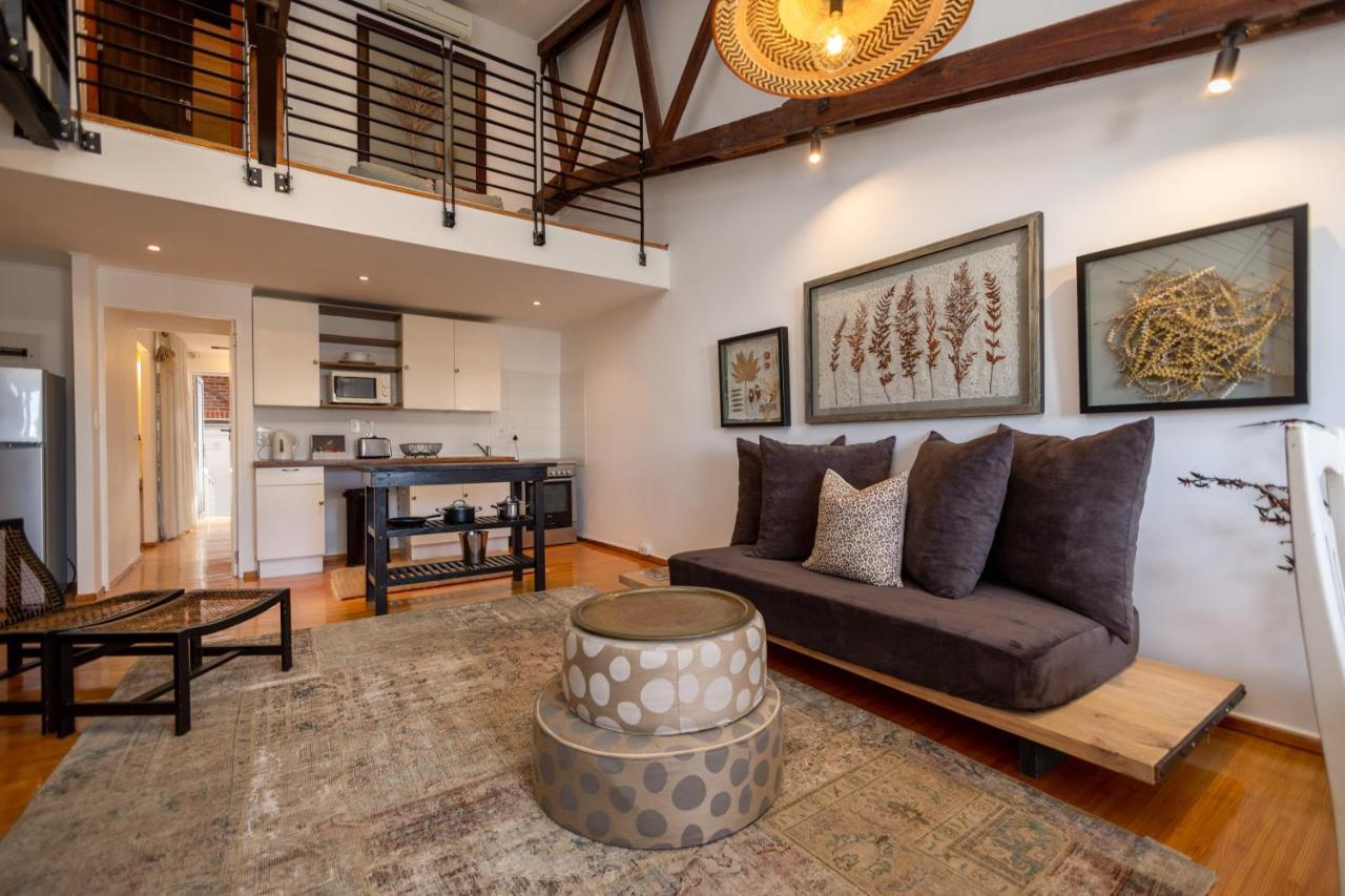 The Lofts Boutique Hotel Κνύσνα Εξωτερικό φωτογραφία