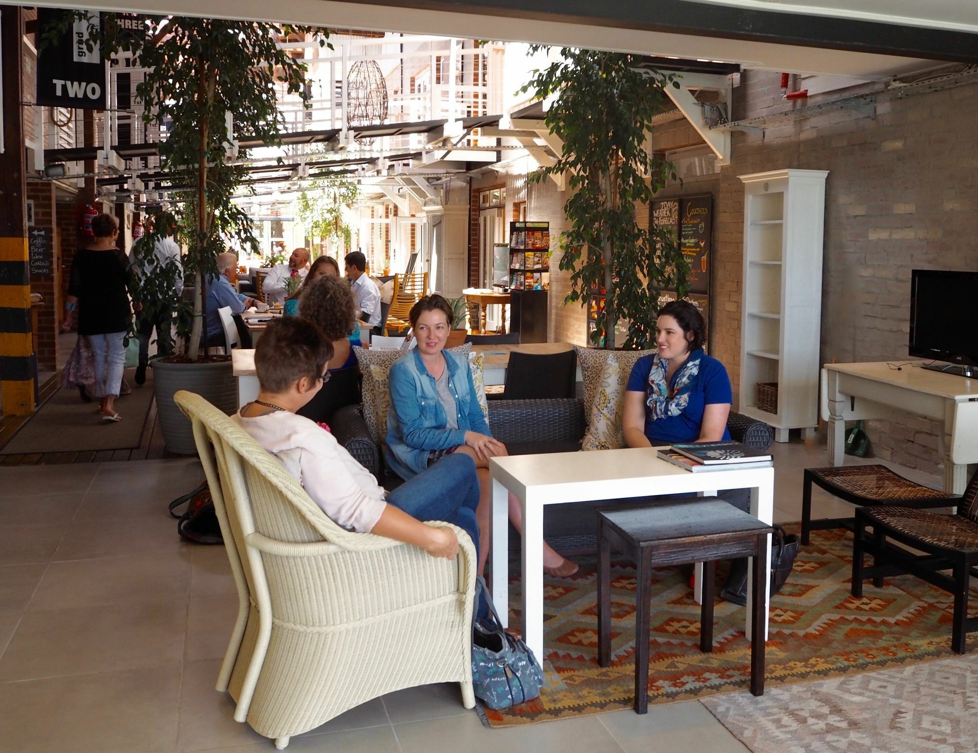 The Lofts Boutique Hotel Κνύσνα Εξωτερικό φωτογραφία